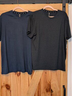 LEG3ND Black T-Shirt Size L